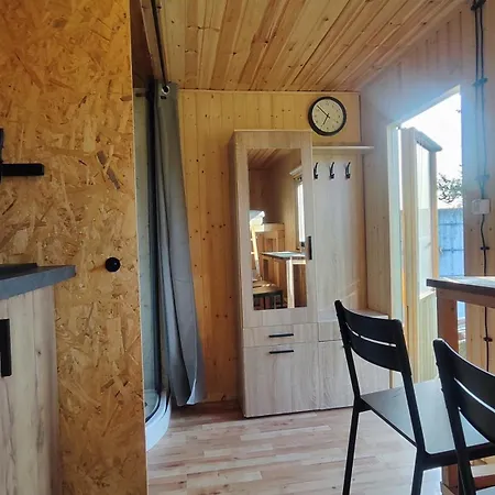 Tiny House By The River Апартаменты Литомержице