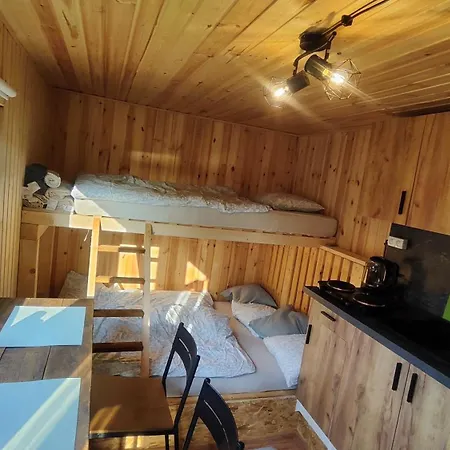 Tiny House By The River Апартаменты *