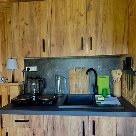 Tiny House By The River شقة *